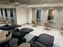 メンズファット バイ アプリーレ(Men's PHAT by Aprire)の雰囲気（無重力フルフラットシャンプー台[塩釜口/メンズカット]）