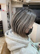 ワールドオーダー 天王寺店(WORLD ORDER)&nbsp;白髪ぼかしショート 369