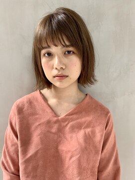 ミィ 表参道(mee.) 【mee.】ブチ 外はねパッツンボブ