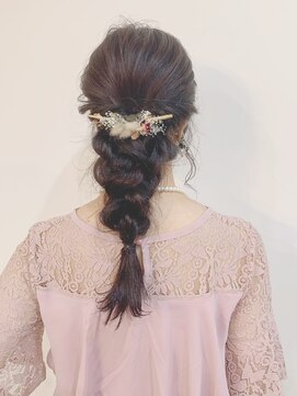 スイート ヘアデザイン(Suite HAIR DESIGN) 《Suite》編みおろしアレンジ