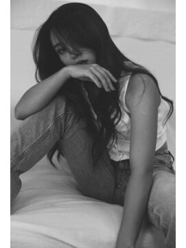 オン(OooN) ロングヘア