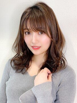 アフロート ディル(AFLOAT D'L) 濡れ髪レイヤーミディアムくすみピンク外ハネミディアム