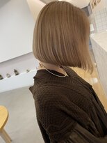 ミラ(mira)&nbsp;【mira】王道ボブ × ベージュカラー