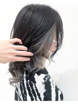 ナル 宇都宮(nalu)&nbsp;インナーカラー×モノトーン