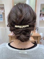 ヘアーフォトギフト(HAIR×PHOTO gift.) ミディアムアレンジ/お呼ばれアレンジ/シニヨンアレンジ