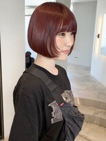 ケリーアン 太田(kelly.un)&nbsp;うる艶ミニボブ / お顔まわりカット / ブリーチなしレッドカラー