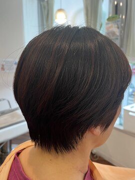 レリビー アウラ(LELiBE_'aula) 襟足スッキリショート