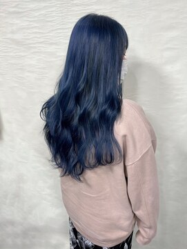 テイス 新宿(TACE) ブルーカラー[ネビージュ/黒髪/小顔/新宿]