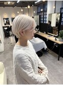 ハイトーンショート_くびれショート