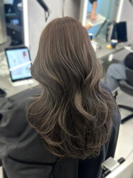 ウルスバイバレット 銀座(Urus by VALETTE) くびれレイヤー