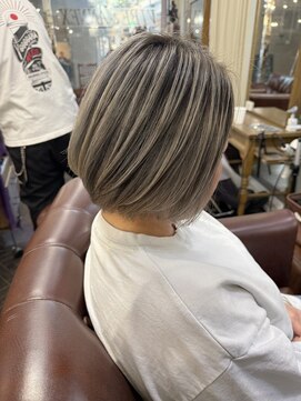 バイブアンドアネックス(VIBE & ANNEX) 《momoka》バレイヤージュ