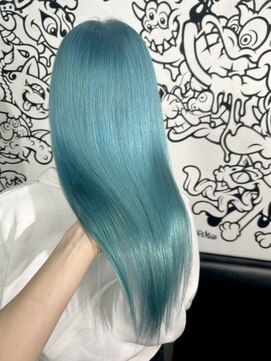 トリックストア(TRICK STORE) 【心斎橋】水色　透明感　ブルーカラー