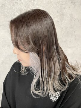 ヘアーアトリエ ラフェル(hair atelier Rafel) インナーカラーホワイト