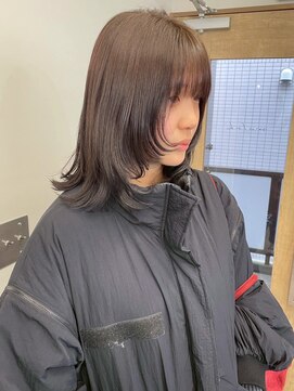 ミュラ(mulah) アッシュベージュ透明感カラー*ミディアムレイヤーカット