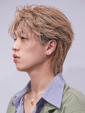 オーシャントーキョーオーバー 渋谷(OCEAN TOKYO OVER) 韓国ツーブロックフェザーパーマコンマバングウルフ