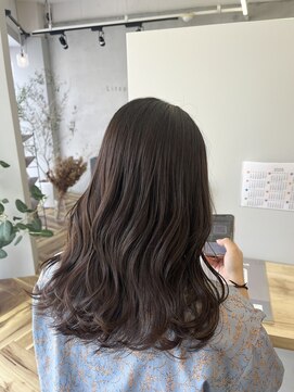 リジー(Litzy) ナチュラル可愛い’’暗髪カラー’’木寺樹莉