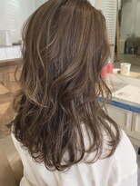 マリーチ フラワーズ(marichi flowers)&nbsp;細めハイライトのロングレイヤー【印西/千葉ニュータウン】