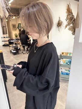 ティミー(timmy) ショート☆ベージュ