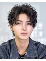 オーシャントーキョー 渋谷神南(OCEAN TOKYO) シャドウパーマフェザー黒髪ツーブロック