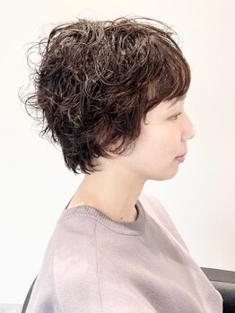 ストフ(stof)の写真/ダメージレスで、再現性のある柔らかなデザインに◎毎日のスタイリングが簡単でお洒落なスタイルに◎