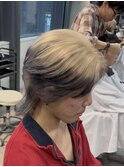 ホワイトベージュエンドカラーウルフカット