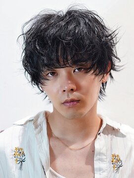 ライラ(Lyla) 半ナマ質感レイドバック・マッシュウルフ