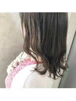 大人可愛い20代30代40代7トーンのフォギーアッシュ！くびれヘア