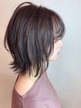 フレイストート(Frais Tout) 大人可愛いシースルーバンク切りっぱなし外はね ◎20代30代