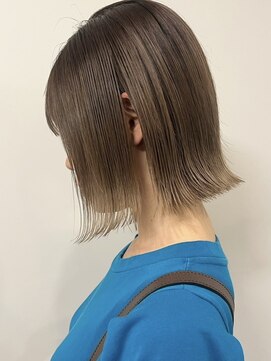 フォト イケブクロ(foto IKEBUKURO) 切りっぱなしボブピンクブラウンブリーチ髪質改善レイヤー池袋