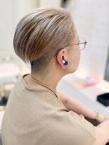 ザビー(THE B)&nbsp;本八幡×ケアブリーチ×ハンサムショート×刈り上げ×白髪ぼかし