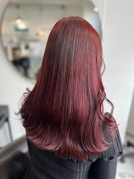 ラビス(Lovis) 黒髪カタログ/ボブルフ/ネビージュ/小顔に見せるヘア/ワンレン