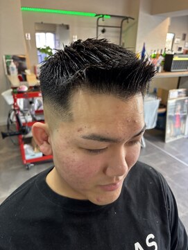 キャロル(CAROL) スキンフェード