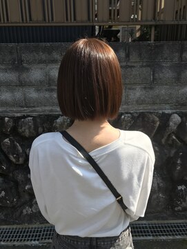 デン(den) ツヤっとワンカラー　アッシュ