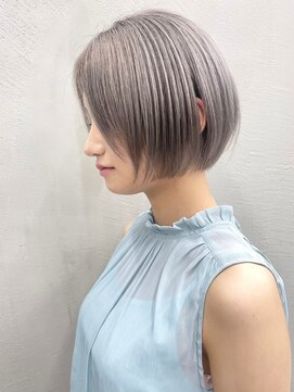 ギークス(GEEKS) 【GEEKS渋谷】ホワイトグレージュ/ショートボブ/小顔/春夏カラー