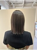 大人気の予感!暗めダークオリーブ