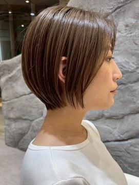 ソワネ 表参道(soigne) 表参道大人ショートボブ顔周りレイヤーカットくびれショート40代