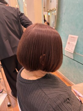 フェイスワン(Face 1) 前下りボブ