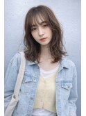 透明感グレージュ×ゆるふわミディでお洒落見え