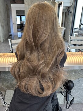 サイン 表参道(SIGN) ハッシュカット顔周りミディアムレイヤーカット表参道髪質改善♪