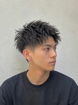 キャンバス バイ ネオリーブ 横浜西口(Canvas by neo.) 【横浜】王道アップバングツイストショート