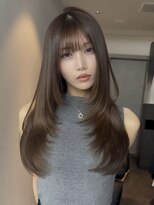 アイヴァン(AIVAN)&nbsp;レイヤーカット ロングレイヤー グレージュii