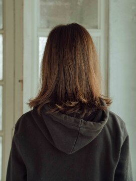 ヘアアンドリラクゼーション シャッセ(Hair&Relaxation SASE) さらさらナチュラルミディ