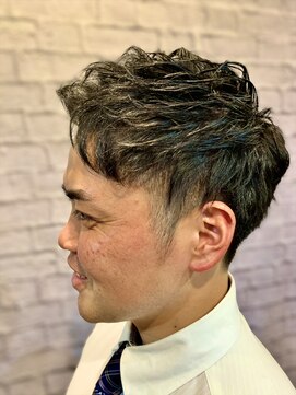 銀座マツナガ 新宿野村ビル店 新宿、メンズツーブロックアップバング