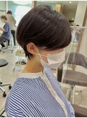 スッキリタイトショート×横顔美人