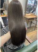 ◎ 20代30代40代艶感ストレートアッシュグレージュ透明感ロング