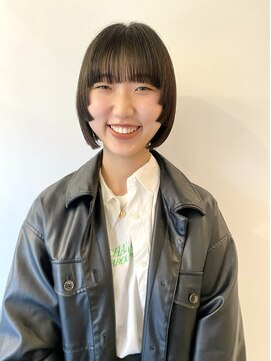 シータ(sheta) 【sheta/小林】10代20代30代ミニボブ 顔まわりレイヤー