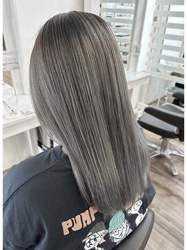 ロルド シェリ(Rold Cheri) バレイヤージュ/ホワイトシルバー/外国人風カラー