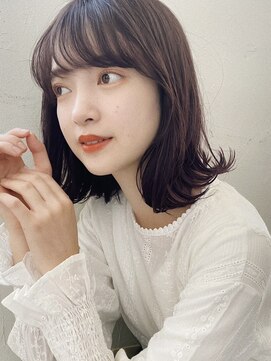 ノイ(noi) 顔周りレイヤーカットグレージュカラーくびれボブベージュカラー