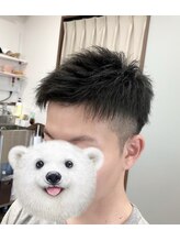 ピース ツーブロ短髪