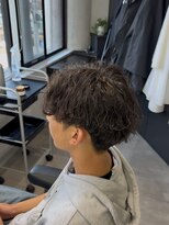 ウノ(U.No.)&nbsp;波巻きパーマ